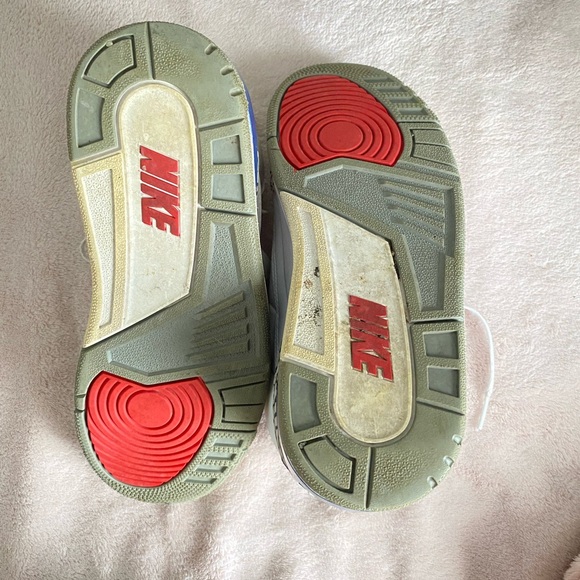 Blue red and white Air Jordan 3 Retro OG 'True Blue' 2016 - Picture 7 of 8